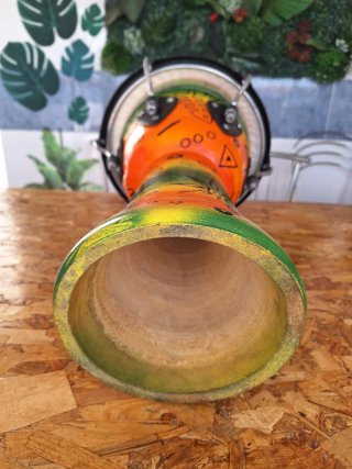 Djembe personalizzato con design tribale