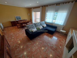 Chalet en venta en Vallirana