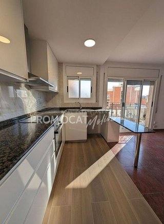 Piso en venta en Molins de Rei