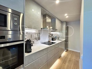 Piso en venta en Gran Via del Mar-Zona Universitaria en Castelldefels