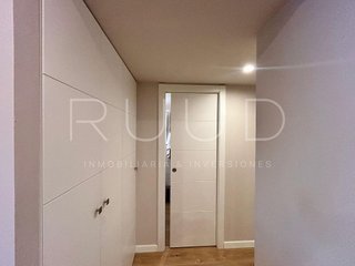 Piso en venta en Gran Via del Mar-Zona Universitaria en Castelldefels