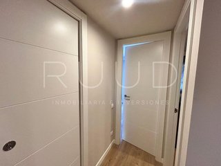 Piso en venta en Gran Via del Mar-Zona Universitaria en Castelldefels