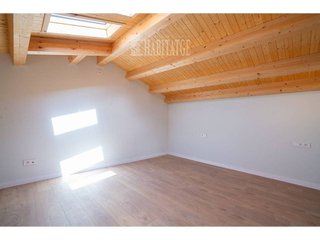 Dúplex en venta en Santa Clara-Caputxins-Hospital en Vic