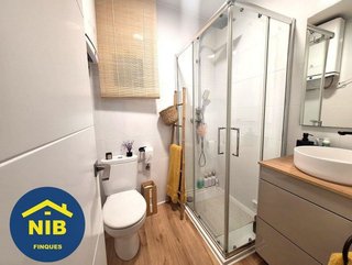Piso en venta en La Prosperitat en Barcelona