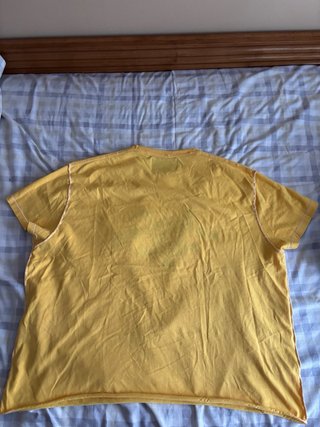 Camiseta Zara Bad Bunny Amarilla