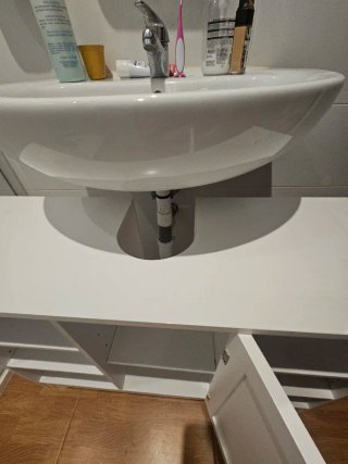 Mueble de baño bajo lavamanos