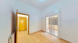 Piso en venta en Centre en Rubí