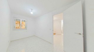 Piso en venta en Les Roquetes en Barcelona