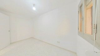 Piso en venta en Les Roquetes en Barcelona