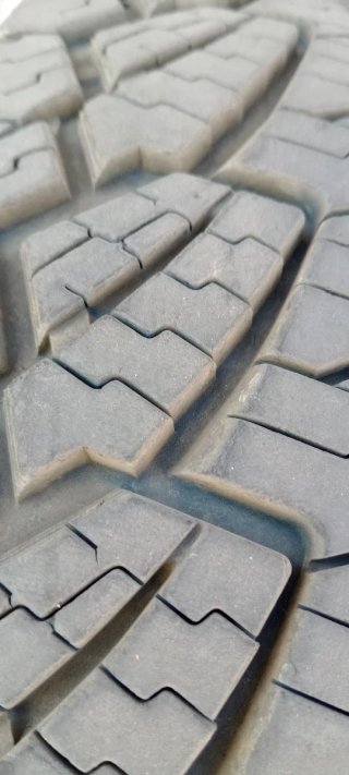 Neumático todoterreno  245/70R17 110S