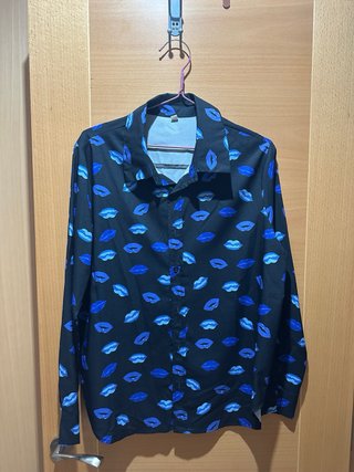 Conjunto Camisa y Minifalda Labios Azul