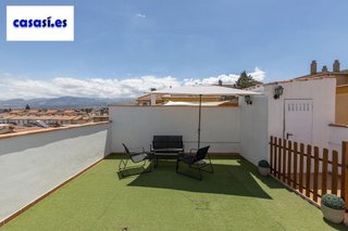 Ático en venta en Zona Ayuntamiento en Alhendín