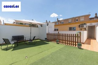 Ático en venta en Zona Ayuntamiento en Alhendín