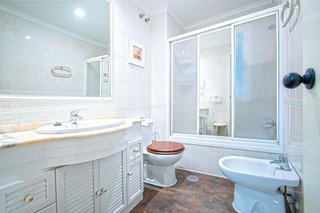 Piso en venta en Colores - Entreparques en Sevilla