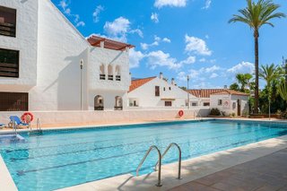 Piso en venta en Nueva Andalucía centro en Marbella