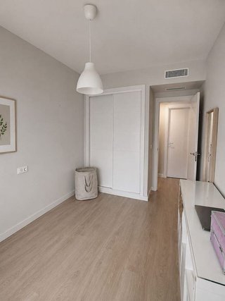 Piso en venta en Colores - Entreparques en Sevilla