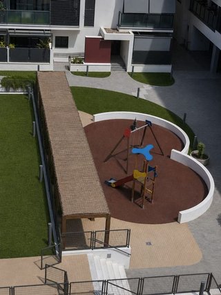 Piso en venta en Colores - Entreparques en Sevilla