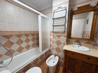 Piso en venta en La Granja-La Colina-Los Pastores en Algeciras
