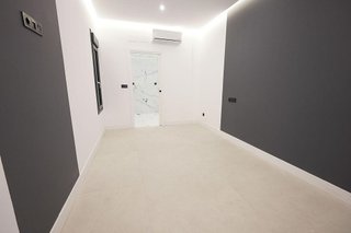 Piso en venta en Los Remedios en Sevilla