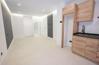 Piso en venta en Los Remedios en Sevilla