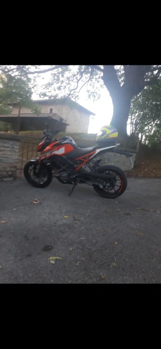 KTM Duke 125 2019 Naranja/Negra