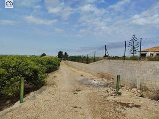 Chalet en venta en Urbanizaciones en Guardamar del Segura