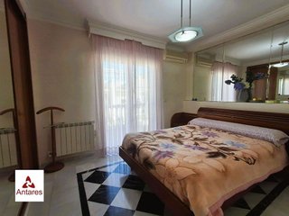 Casa adosada en venta en Zubia (La)