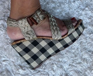 Sandalias Bimba y Lola Cuña Cuadros Doradas