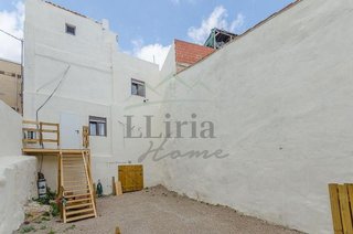 Casa adosada en venta en Casco Antiguo en Llíria