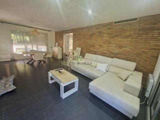 Chalet en venta en Vallirana