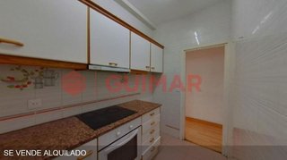 Piso en venta en El Camp de l'Arpa del Clot en Barcelona