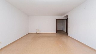 Piso en venta en Riu en Santa Coloma de Gramanet