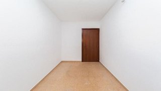 Piso en venta en Riu en Santa Coloma de Gramanet