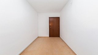 Piso en venta en Riu en Santa Coloma de Gramanet