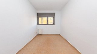 Piso en venta en Riu en Santa Coloma de Gramanet