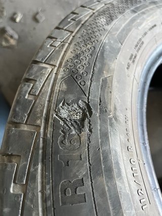 Neumáticos Continental 225/65 R16C