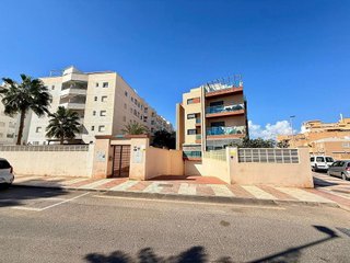 Piso en venta en El Puerto - Romanilla en Roquetas de Mar
