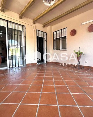 Chalet en venta en Gelves