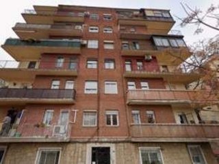 Piso en venta en La Trinitat Nova en Barcelona