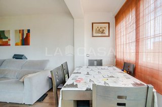 Piso en venta en La Verneda i la Pau en Barcelona