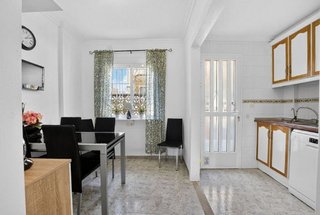 Casa adosada en venta en Nueva Torrevieja - Aguas Nuevas en Torrevieja