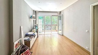 Piso en venta en Sant Andreu de Palomar en Barcelona