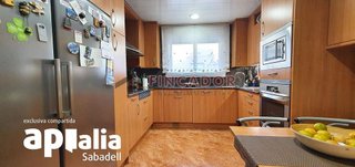 Casa pareada en venta en Creu de Barberà en Sabadell