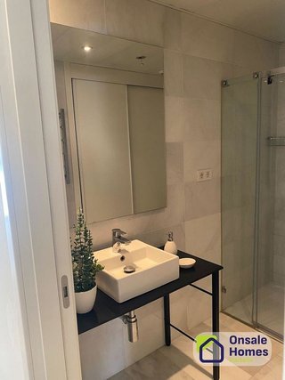 Piso en venta en Playa Bajadilla - Puertos en Marbella