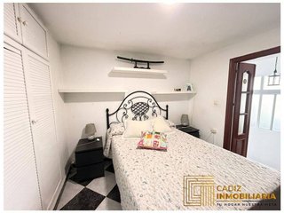 Piso en venta en La Caleta - La Viña en Cádiz