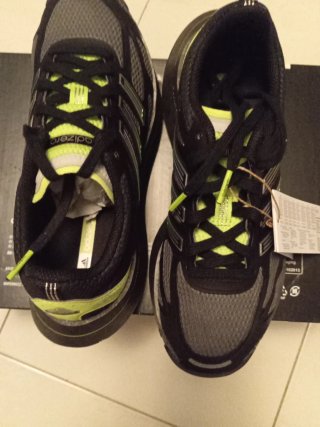 Zapatillas Adidas Negras y Gris