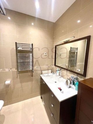 Piso en venta en San Pedro de Deusto-La Ribera en Bilbao