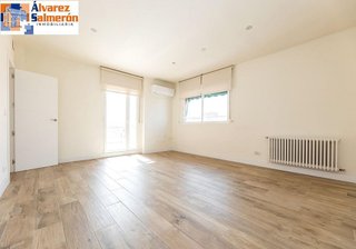 Ático en venta en Camino de Ronda - Rosaleda en Granada