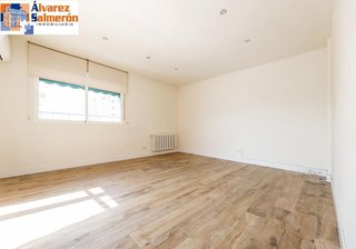 Ático en venta en Camino de Ronda - Rosaleda en Granada