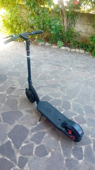 Pattino scooter elettrico